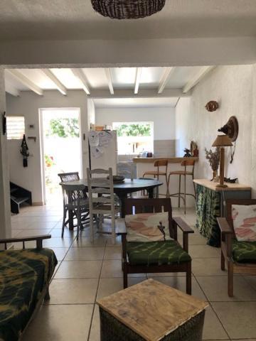 Les Chambres D'Umoja Grand-Bourg  Exteriör bild